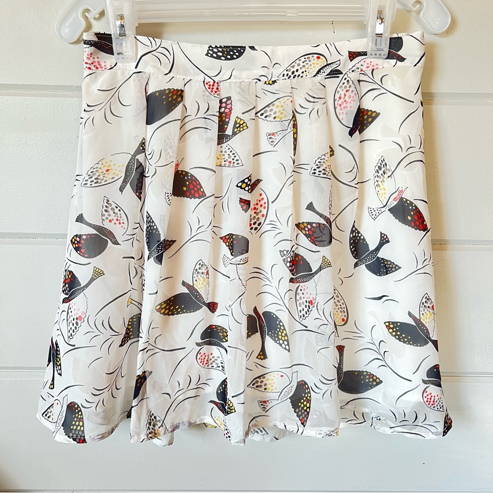 Old Navy flowy flared skirt birds dove black white short mini pleated dressy XS - Picture 1 of 5